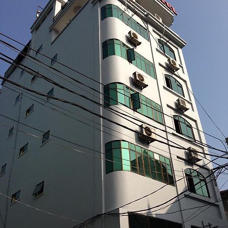 Hotel Tokyo 1 Vinh Eksteriør billede